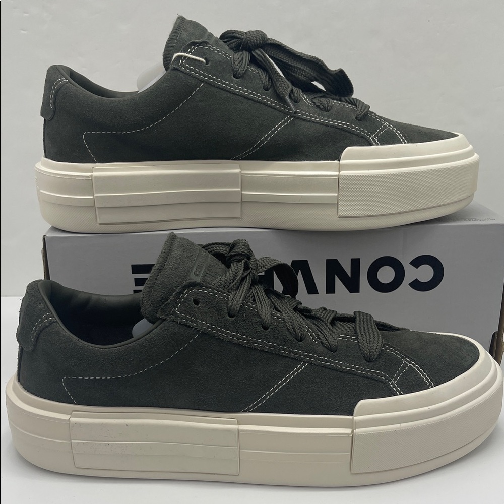 Converse Men’s CONVERSE*
A12481C 371
CTAS CRUISE OX CAVE GREEN Platforms Sneaker